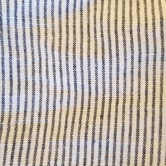 ⛔️SOLD⛔️Wide leg chambray blue pinstripe pant - Picture 3 of 3